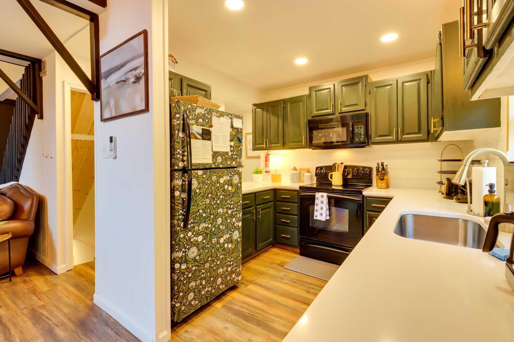 Poconos Ski Retreat With Sauna, Hot Tub, And Game Room Lake Harmony Exterior foto